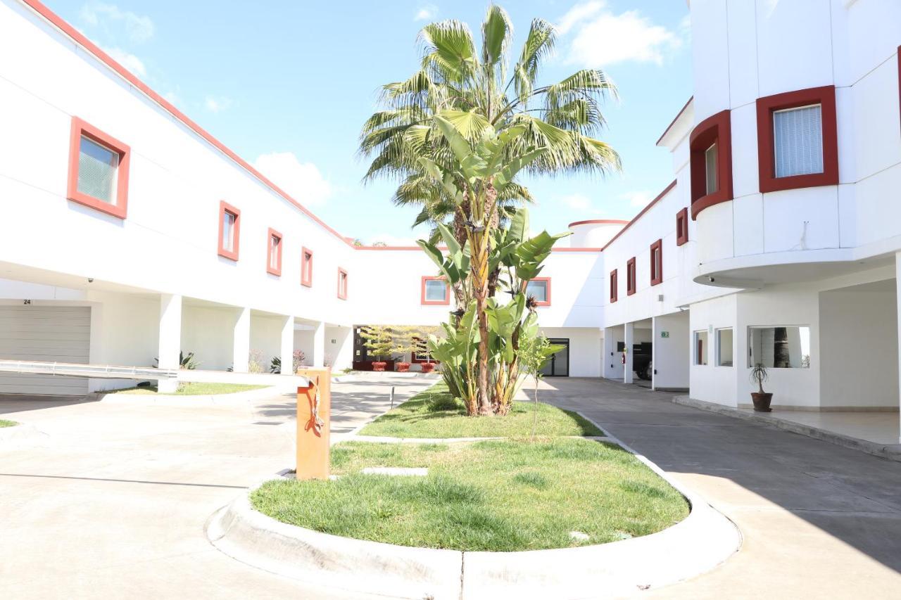 Motel Marina Marbella Tijuana Bagian luar foto