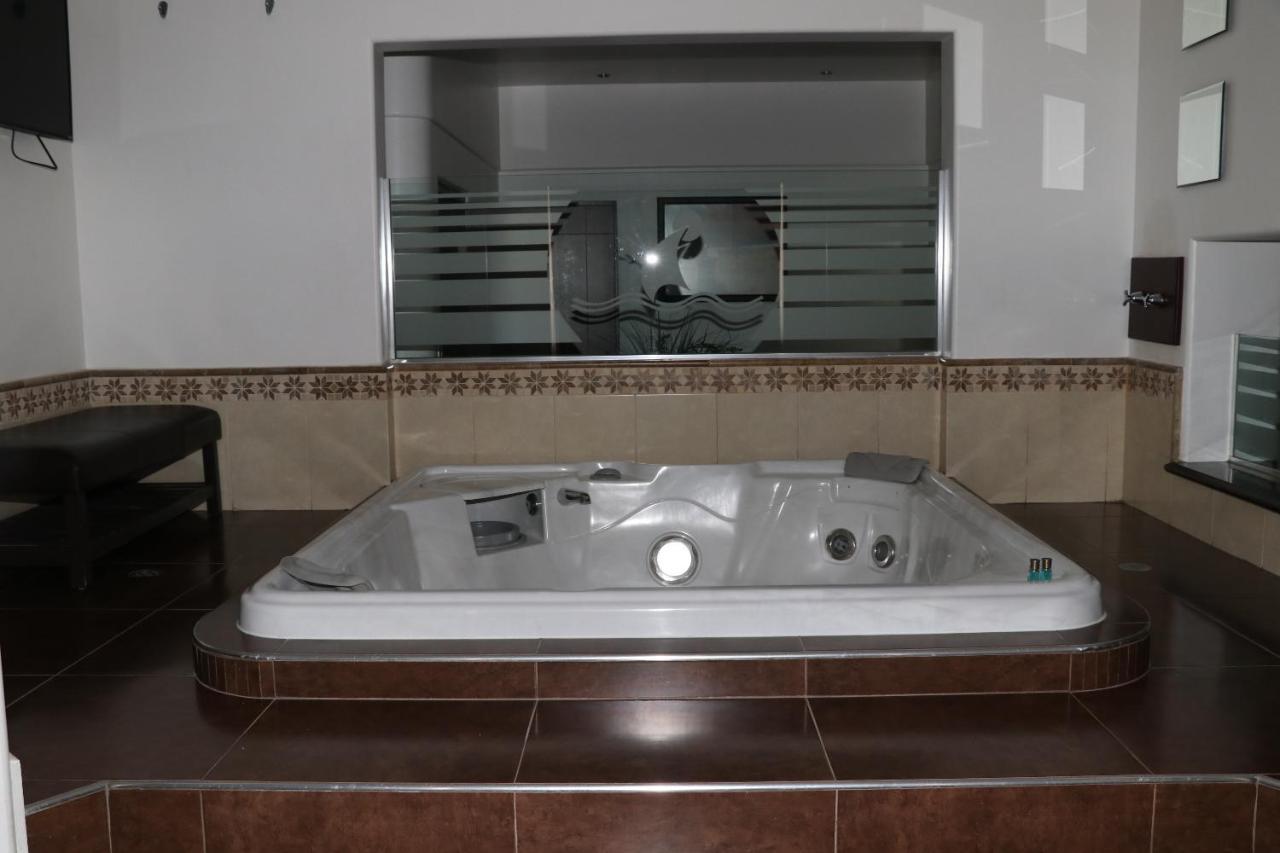 Motel Marina Marbella Tijuana Bagian luar foto